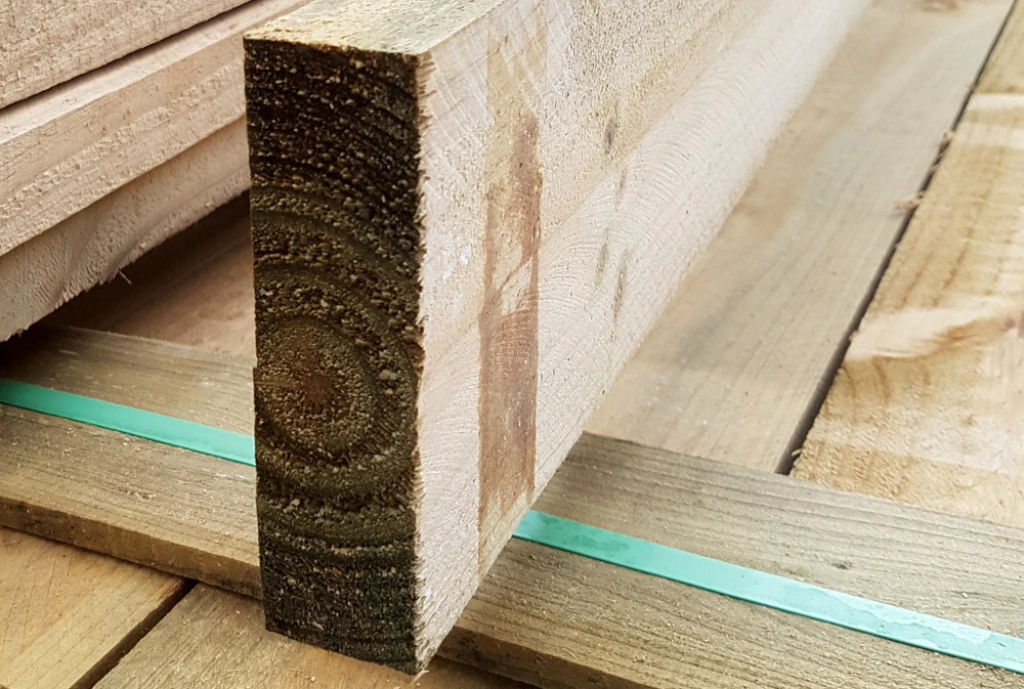 Treated Pine H3 Timber – Durable Outdoor Decking & Fencing Supply Melbourne Treated Pine H3 Timber for Outdoor Decking and Fencing – Melbourne Supply